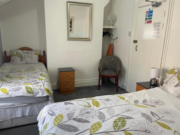 The Shepperton : photo 2 de la chambre chambre familiale (2 adultes + 1 enfant)