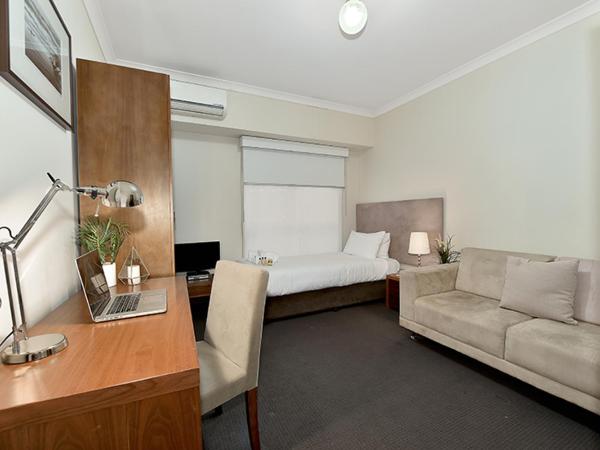 4C- Executive Rooms in Premium Shared Accommodation : photo 4 de la chambre chambre simple Économique