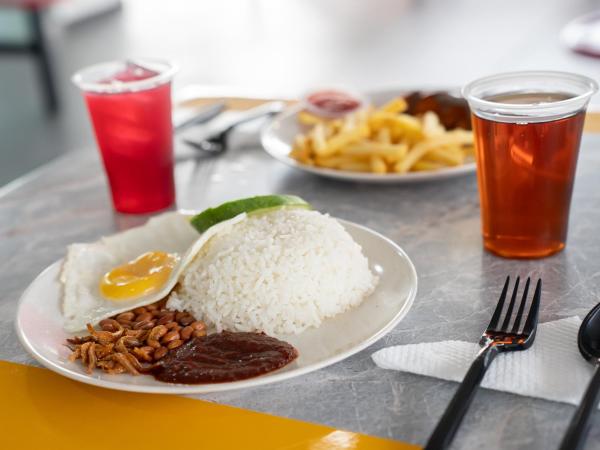 Ho Hotel : photo 4 de la chambre chambre triple supérieure