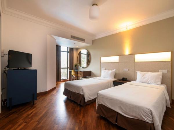 YWCA Fort Canning : photo 1 de la chambre chambre lits jumeaux avec vue