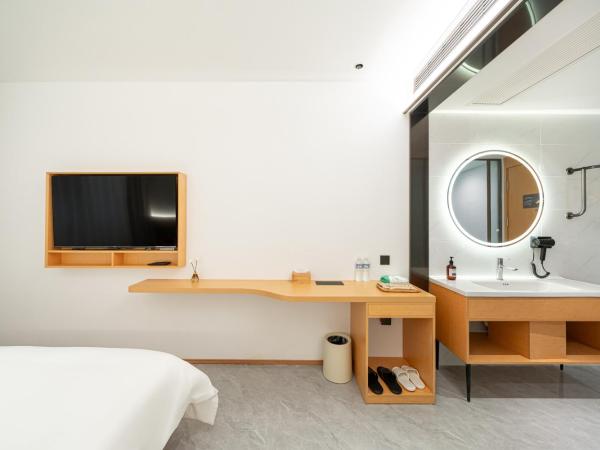 Denpa Inn - Shanghai Hongqiao Jinhui Road Branch : photo 3 de la chambre chambre lit queen-size deluxe