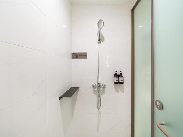 Denpa Inn - Shanghai Hongqiao Jinhui Road Branch : photo 7 de la chambre chambre lit queen-size deluxe