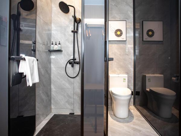 VX Hotel Shanghai Yixian Road Dabaishu : photo 6 de la chambre chambre lits jumeaux supérieure