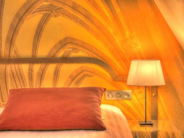 Hotel Cathédrale : photo 5 de la chambre chambre double cosy
