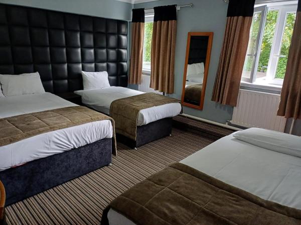 Kings Park Hotel : photo 2 de la chambre chambre quadruple