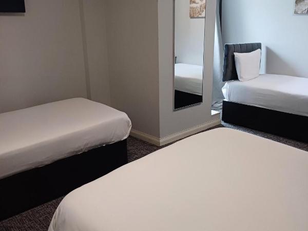 Kings Park Hotel : photo 7 de la chambre chambre quadruple