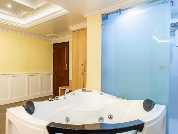 Yellow Pagoda Hotel : photo 1 de la chambre suite