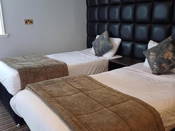 Kings Park Hotel : photo 8 de la chambre chambre lits jumeaux standard