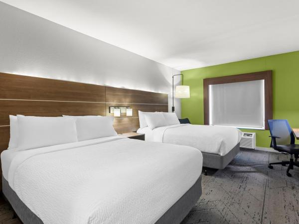 Holiday Inn Express Hotel & Suites Savannah Midtown, an IHG Hotel : photo 5 de la chambre chambre standard avec 2 lits queen-size