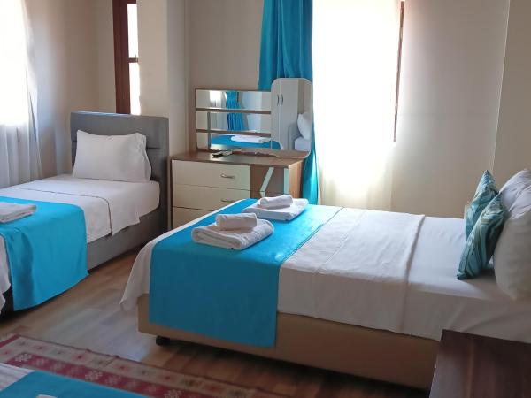 Grand Erken Hotel : photo 3 de la chambre chambre quadruple - accessible aux personnes à mobilité réduite