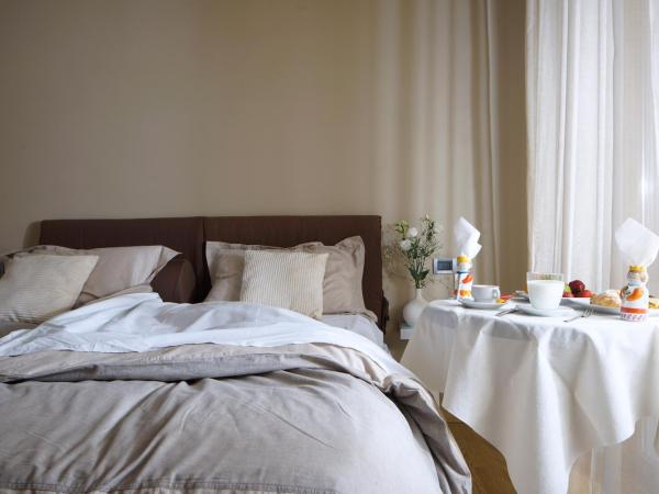 Venere B&B : photo 10 de la chambre chambre deluxe double ou lits jumeaux