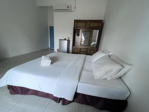 Saujana Villa Cherok Paloh : photo 2 de la chambre chambre lit king-size deluxe