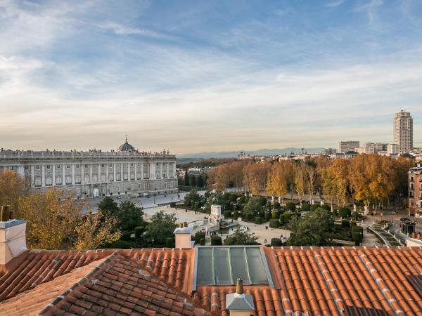 Hostal Central Palace Madrid : photo 5 de la chambre chambre double premium avec vue sur la ville