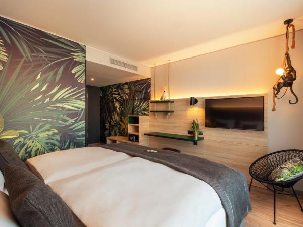 Holiday Inn - the niu, Crusoe Bremen Airport, an IHG Hotel : photo 2 de la chambre chambre standard lit queen-size