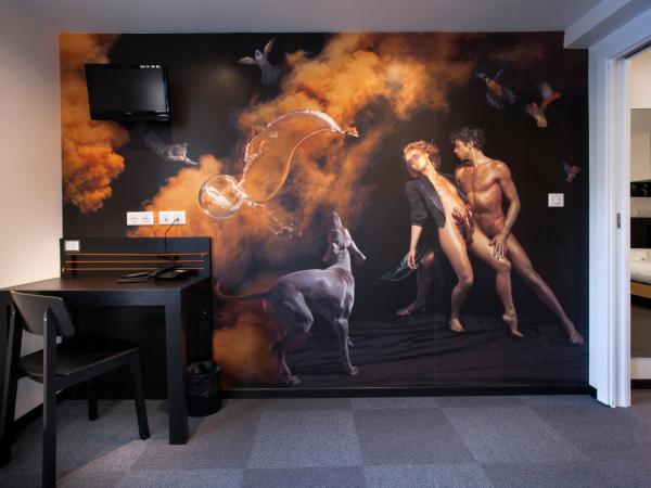 Hôtel Graffalgar : photo 6 de la chambre chambre familiale (4 adultes)