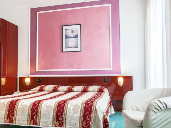 Hotel Annabelle : photo 3 de la chambre chambre double avec balcon