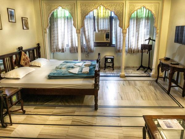 Krishna Palace - A Heritage Hotel : photo 10 de la chambre chambre triple supérieure