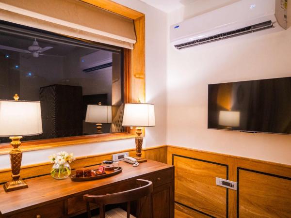 Artisav House : photo 4 de la chambre chambre double - vue sur montagne