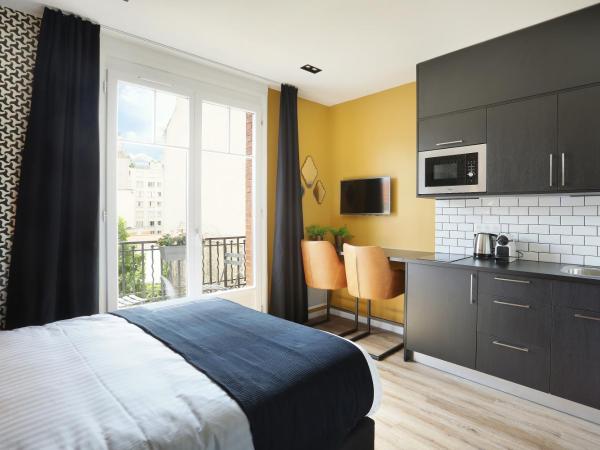 YAYS Paris Zola by Numa : photo 10 de la chambre medium studio with kitchen and balcony