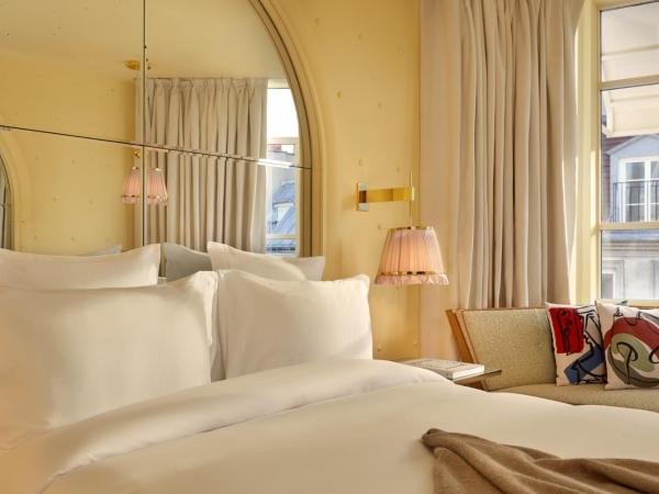 9Confidentiel : photo 1 de la chambre chambre familiale