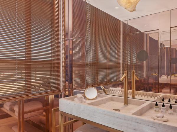 9Confidentiel : photo 6 de la chambre chambre familiale