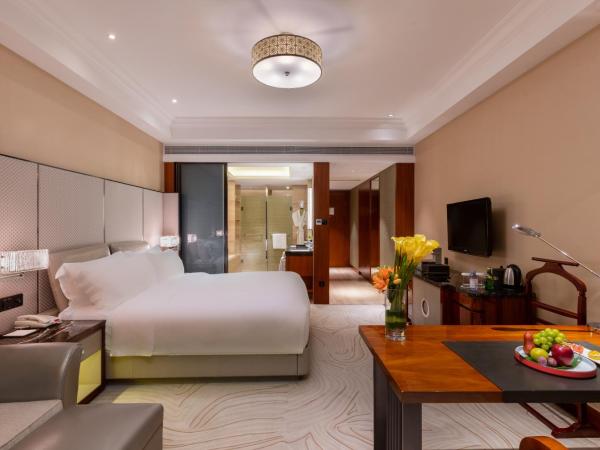 Sofitel Hangzhou Westlake : photo 6 de la chambre chambre lit queen-size de luxe