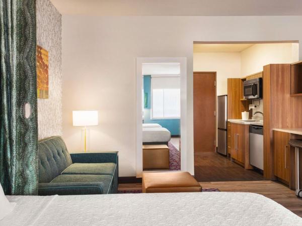 Home2 Suites by Hilton Albuquerque Downtown/University : photo 2 de la chambre studio avec 2 lits queen-size - non-fumeurs