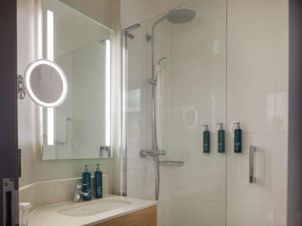 DoubleTree by Hilton London Chelsea : photo 6 de la chambre chambre lit queen-size deluxe