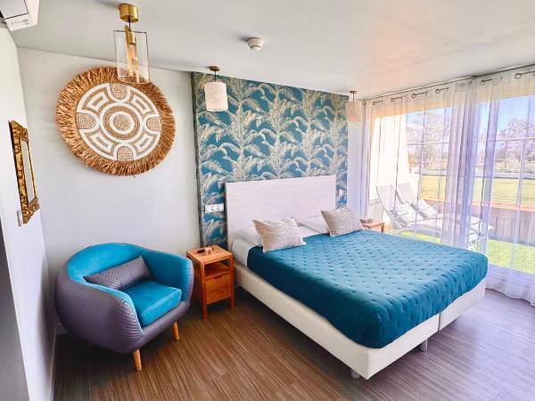 CAPAO Beach Hôtel : photo 2 de la chambre suite supérieure avec accès à la piscine chauffée - vue sur mer