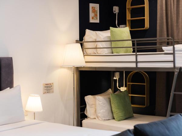 AMIRI PLACE HOTEL : photo 4 de la chambre chambre familiale