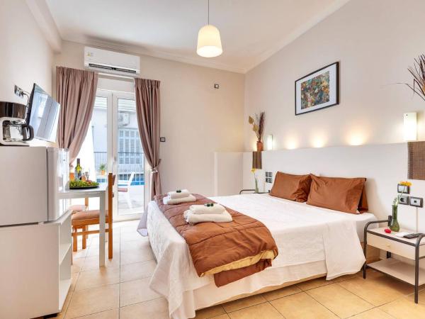 Silver Athens Double Room with Balcony : photo 1 de la chambre chambre double