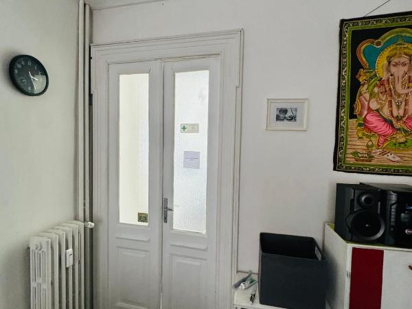 Private Room Pepito : photo 10 de la chambre chambre double avec salle de bains commune