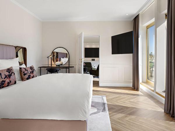 Hotel Bristol Berlin : photo 8 de la chambre suite avec balcon