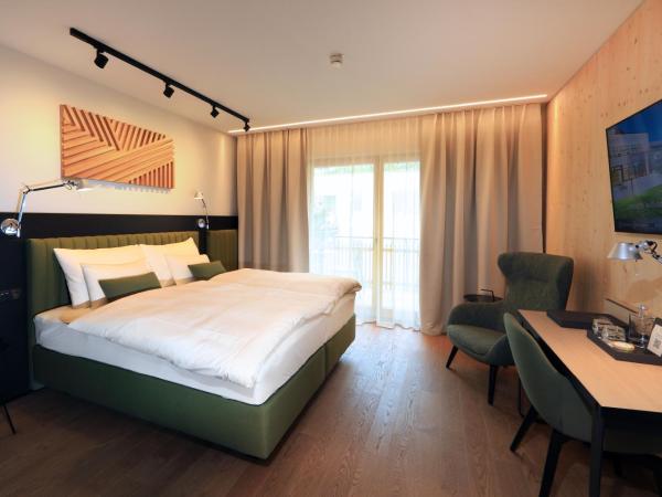 Hotel Steiermarkhof Graz : photo 3 de la chambre chambre double deluxe avec balcon