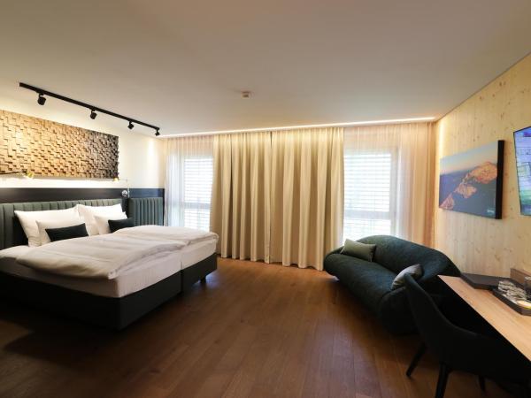 Hotel Steiermarkhof Graz : photo 1 de la chambre chambre double deluxe avec lit d'appoint