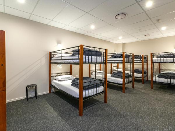 Rock Solid Backpackers Rotorua : photo 4 de la chambre lit simple dans dortoir de 10 lits