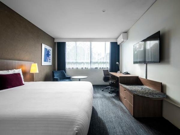 Hotel Urban St Leonards : photo 5 de la chambre hébergement lit king-size urbain