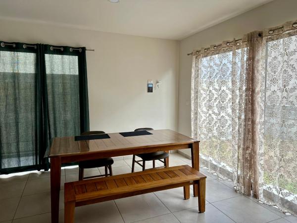 Habitación con baño privado, frente al Conin : photo 10 de la chambre chambre double avec salle de bains privative