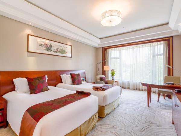 Sofitel Hangzhou Westlake : photo 5 de la chambre chambre lits jumeaux supérieure - vue sur ville