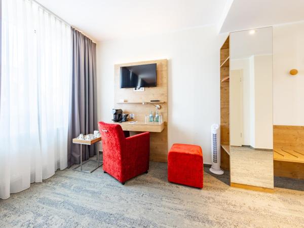 Maingau Hotel : photo 4 de la chambre chambre double supérieure