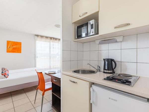 Appart'City Classic Thonon Les Bains : photo 4 de la chambre studio lits jumeaux