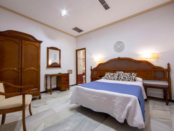 Hotel Los Omeyas : photo 1 de la chambre chambre double Économique - rez-de-chaussée
