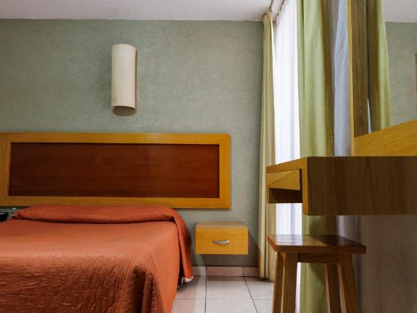 Hotel Qualitel Centro Histórico : photo 3 de la chambre chambre standard lit queen-size