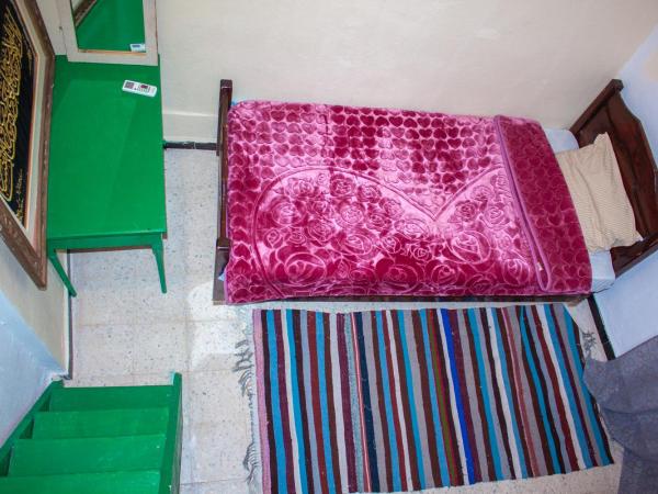 Dar kenza Tunis : photo 7 de la chambre studio avec mezzanine