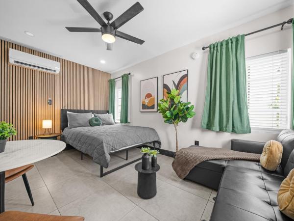 Baybreeze Apartments by Lowkl : photo 1 de la chambre corner comfort studio