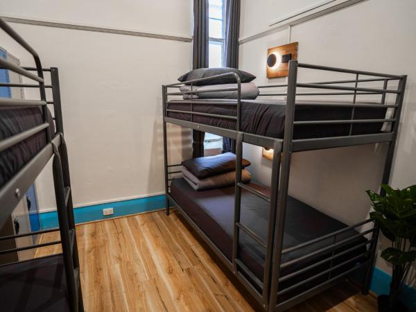 Mad Monkey Melbourne : photo 3 de la chambre lit dans dortoir mixte de 4 lits avec salle de bains commune (18-35 ans uniquement)