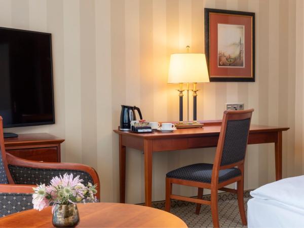 JW Marriott Hotel Berlin : photo 5 de la chambre chambre familiale classique, 1 lit king-size ou 2 lits jumeaux/simples