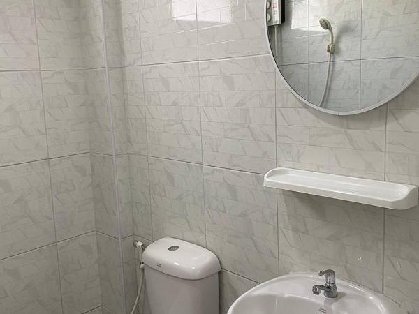 Sleep at Phuket SHA Plus : photo 10 de la chambre chambre double ou lits jumeaux standard avec climatisation