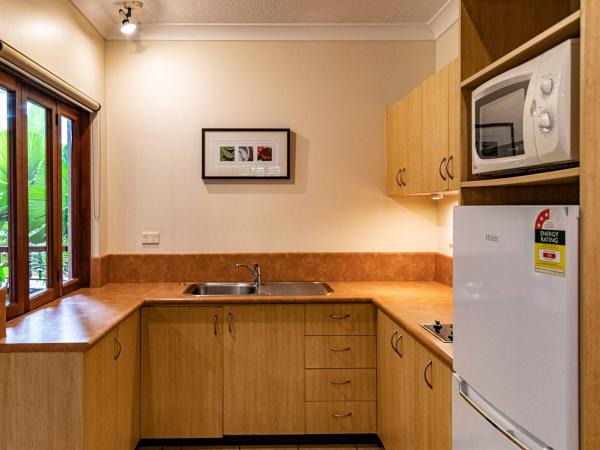 Hibiscus Resort & Spa - Official Onsite Reception & Check In : photo 4 de la chambre appartement 1 chambre avec baignoire spa