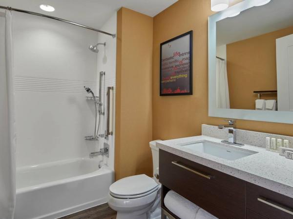 TownePlace Suites by Marriott Columbus North - OSU : photo 4 de la chambre studio avec 2 lits queen-size